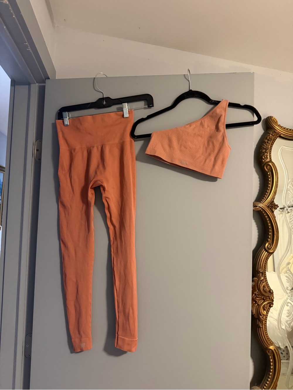 SET Active One Shoulder Sculptflex set